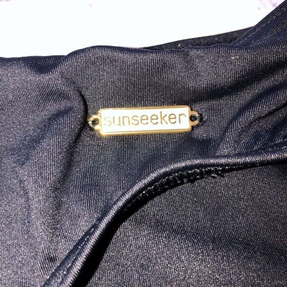 𝅺NWT Womens Size 6 Sunseeker For Venus Perfect Fit Bikini Bottom - Picture 3 of 8